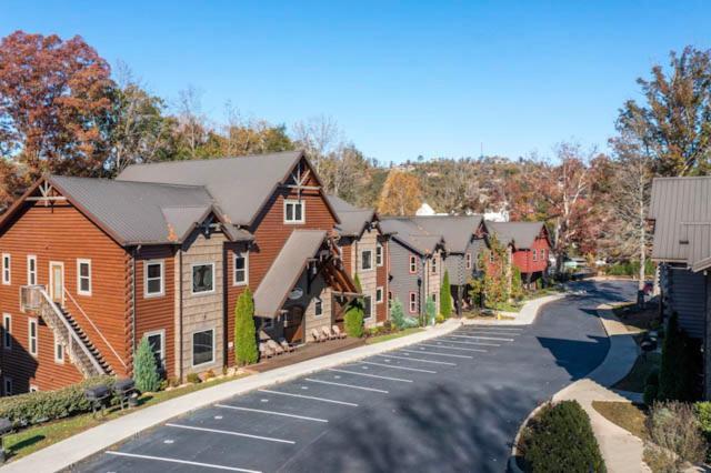 The Great Maple Retreat By Stony Brook Cabins 개틀린버그 외부 사진