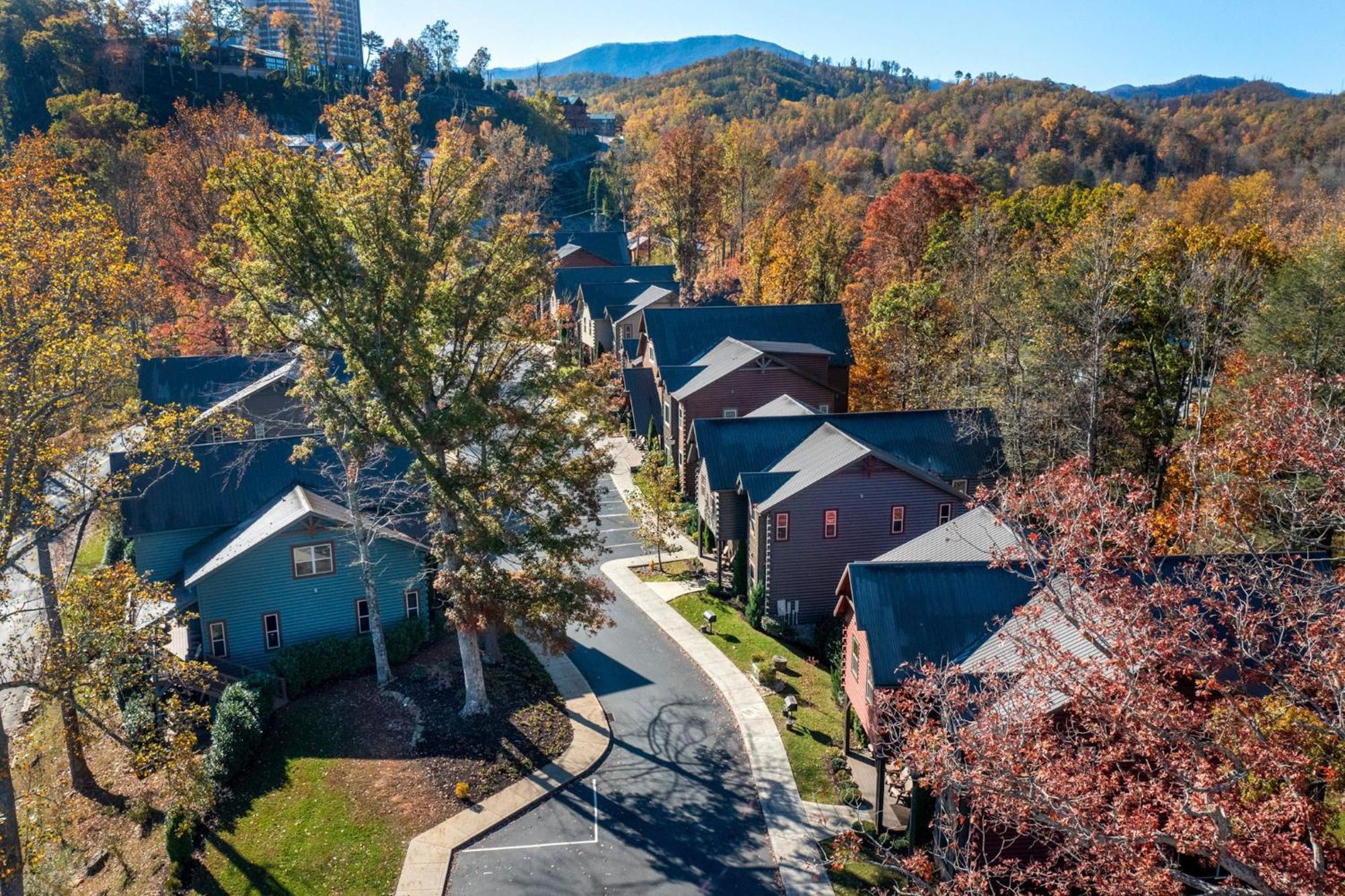 The Great Maple Retreat By Stony Brook Cabins 개틀린버그 외부 사진